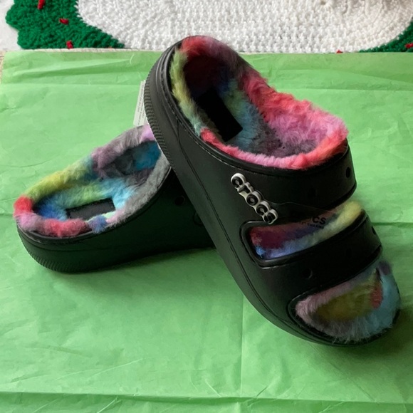 🌈 CROCS CLASSIC COZZZY SPRAY DYE SANDALS 🌈 NWT 🌈 - Picture 15 of 16